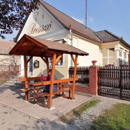 98 Petofi Utca Βίλα Balatonmagyarod Εξωτερικό φωτογραφία